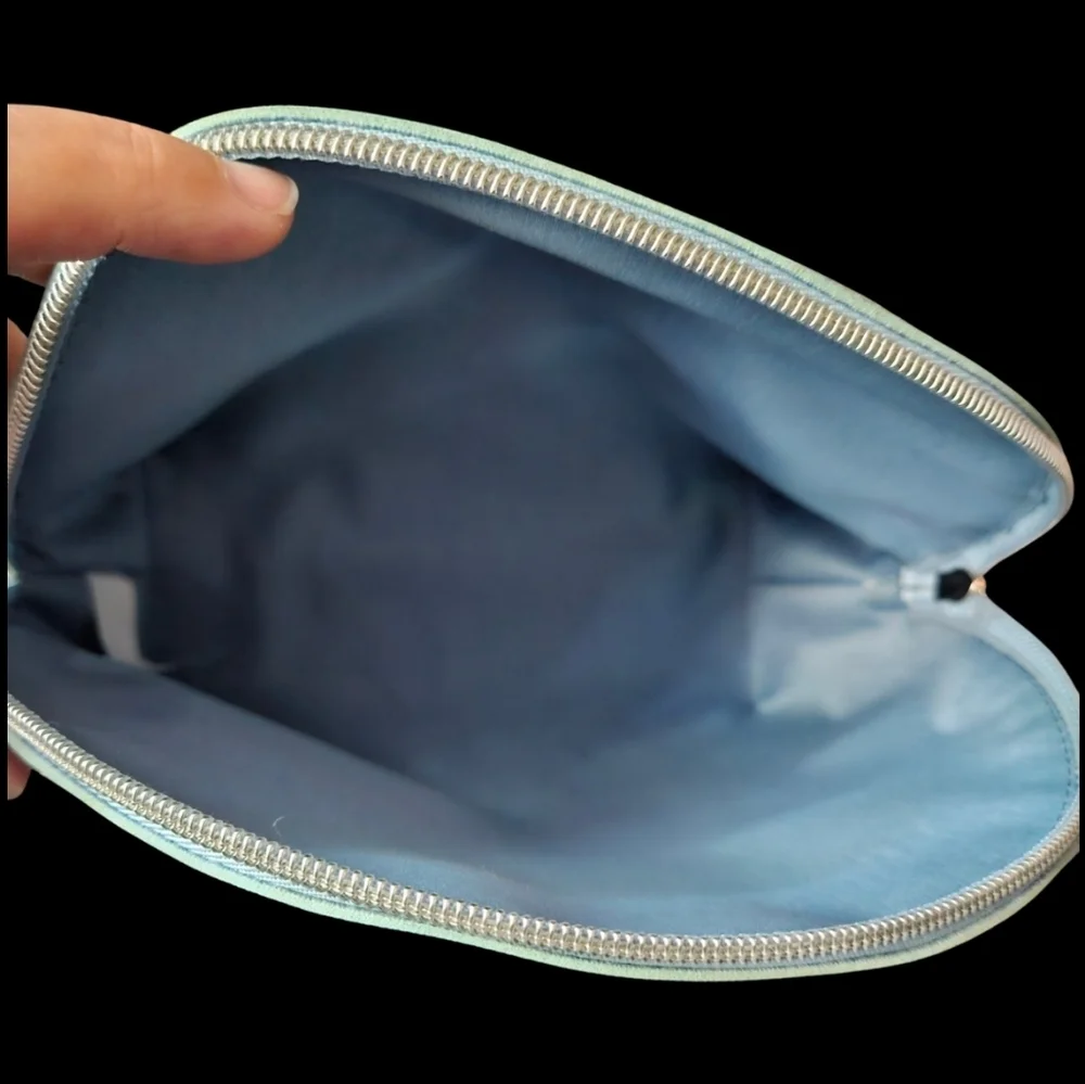 Bath & Body Works | Toiletry Bag Dusty Blue Cutout Design